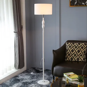 Торшер для гостиной Творческое украшение личности Лампа для спальни Светодиодный торшер в скандинавском стиле Простой кабинет